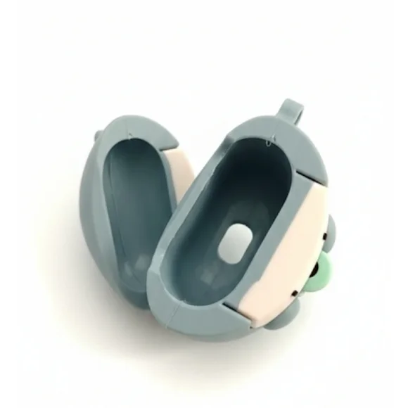 New Airpods Case Cute Blue Penguin - Picture 4 of 4